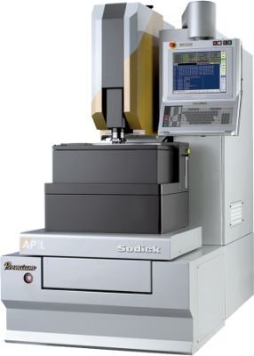 東郷_CNC放電加工機